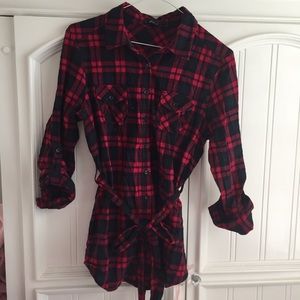 Red black & navy plaid cotton tunic button down